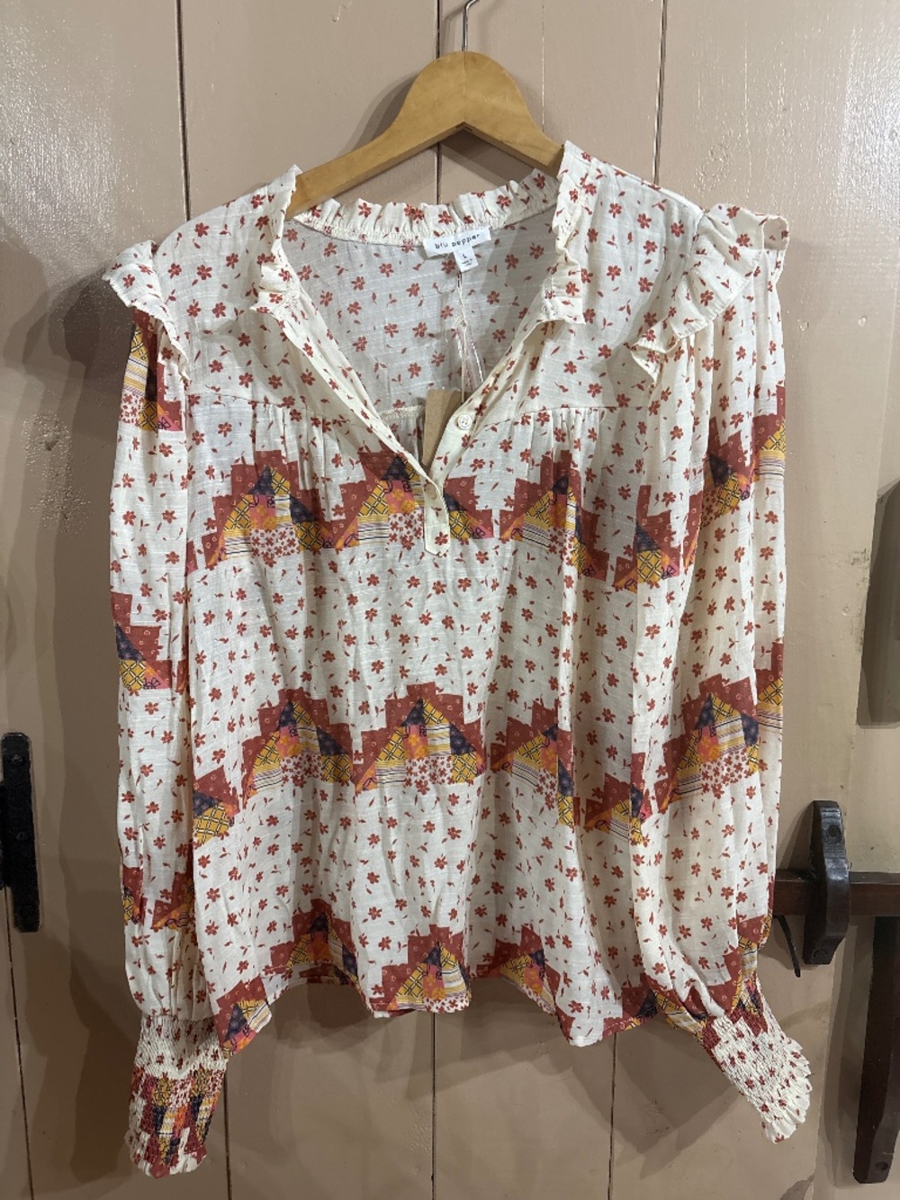 Blu Pepper Quilt-inspired blouse, size large, NWT
